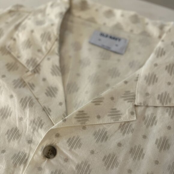 BNWT Old Navy Camp Collar Shirt - Picture 1 of 6